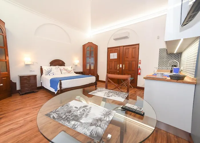 Quinta Da Paz * Caniço